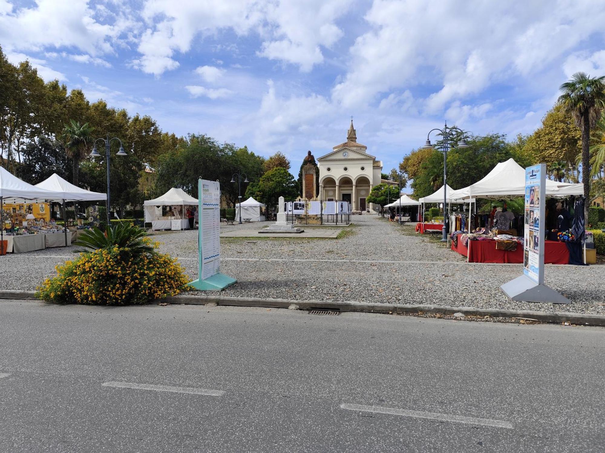 Appartamento Vada Bagian luar foto